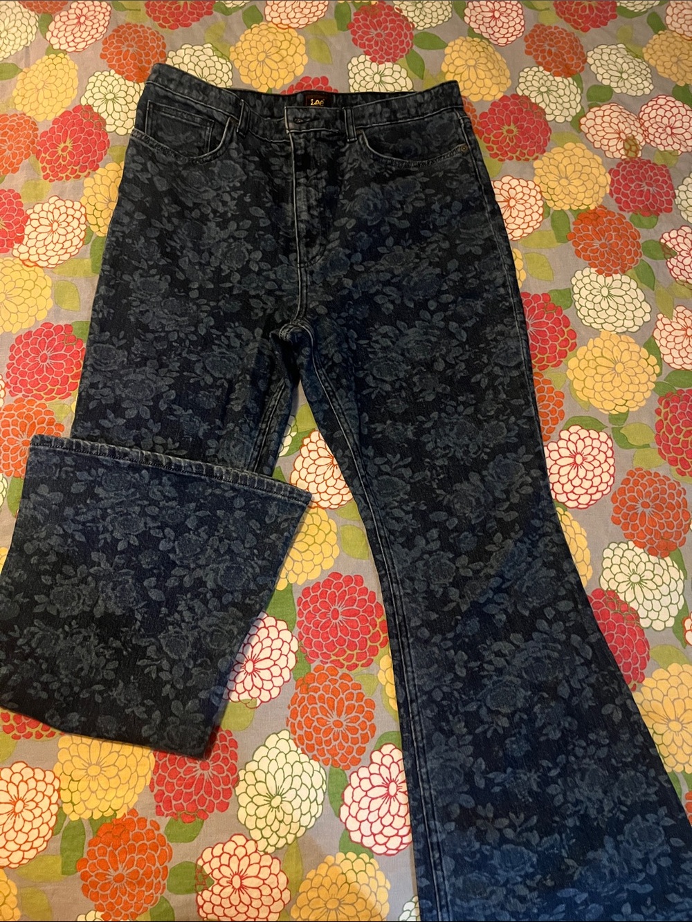 Lee High waist jeans bell bottoms 33